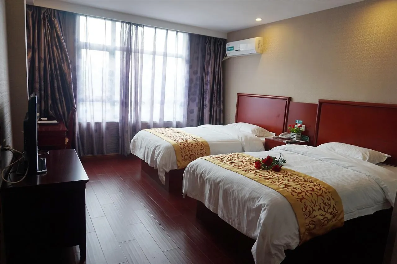 Greentree Inn Jiangsu Suzhou Kunshan Bacheng Town Hubin North Road Business Hotel